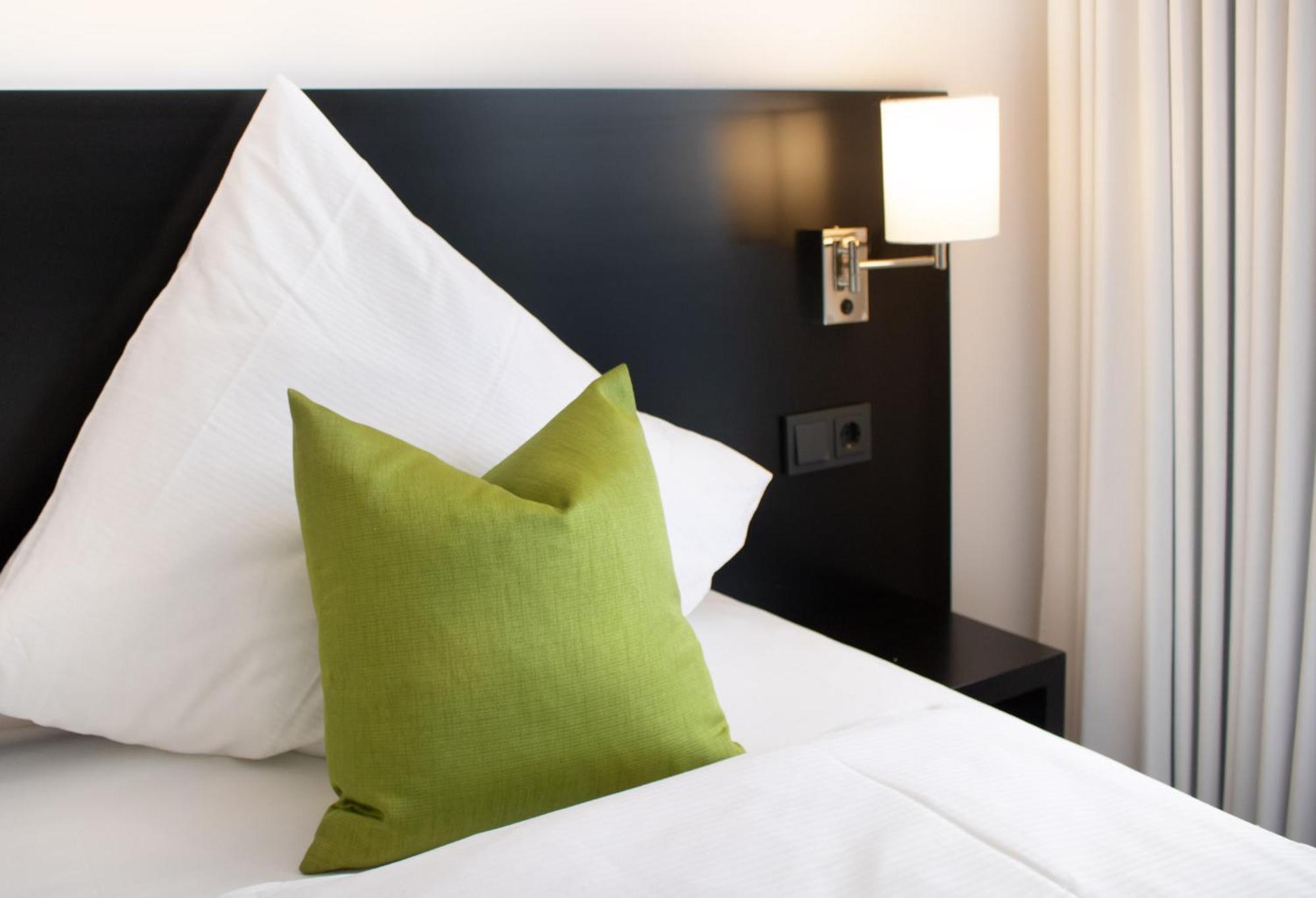 Mer Hotel By Wmm Hotels Merseburg Esterno foto